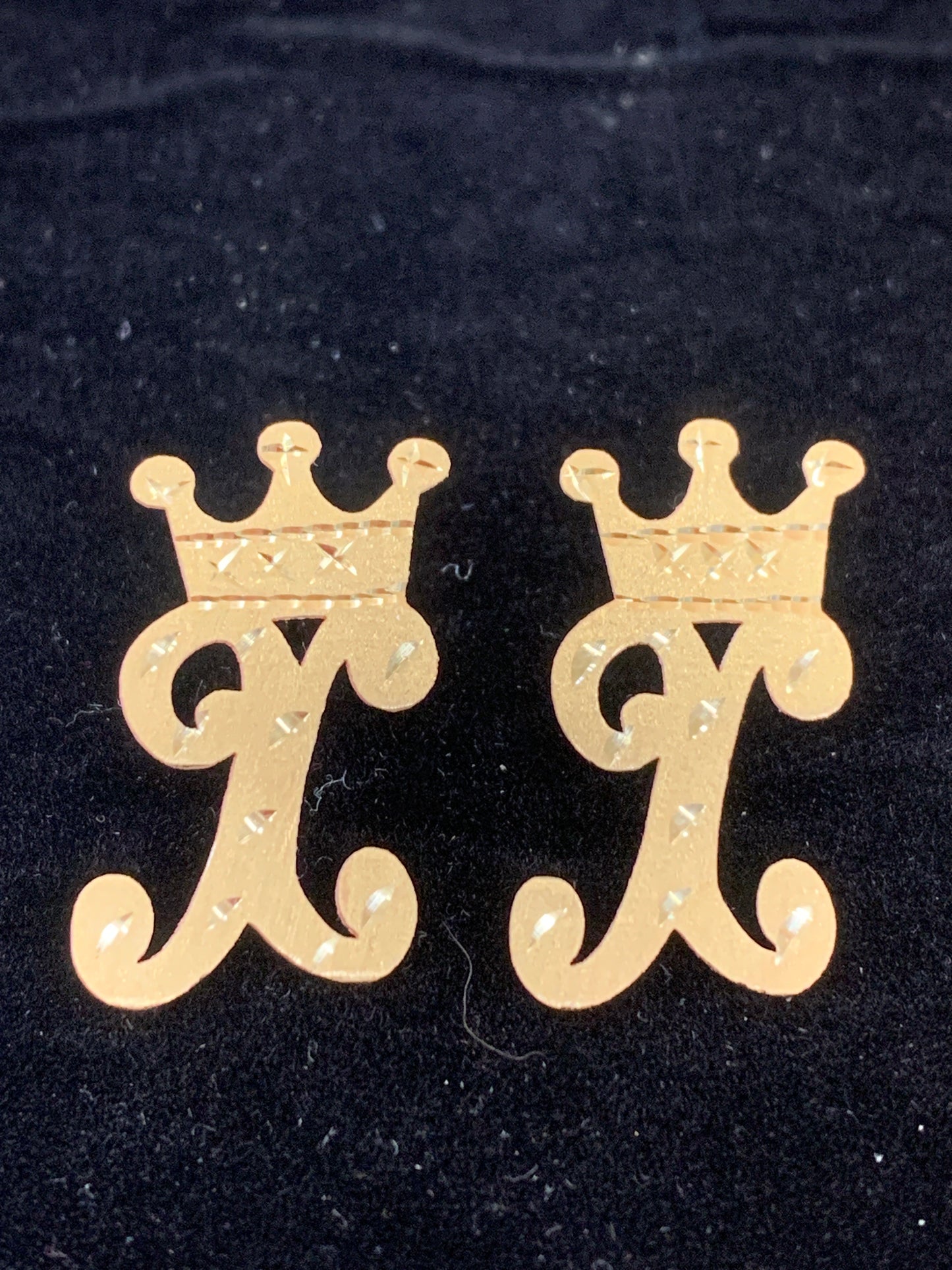 10k costume X with crown earrings