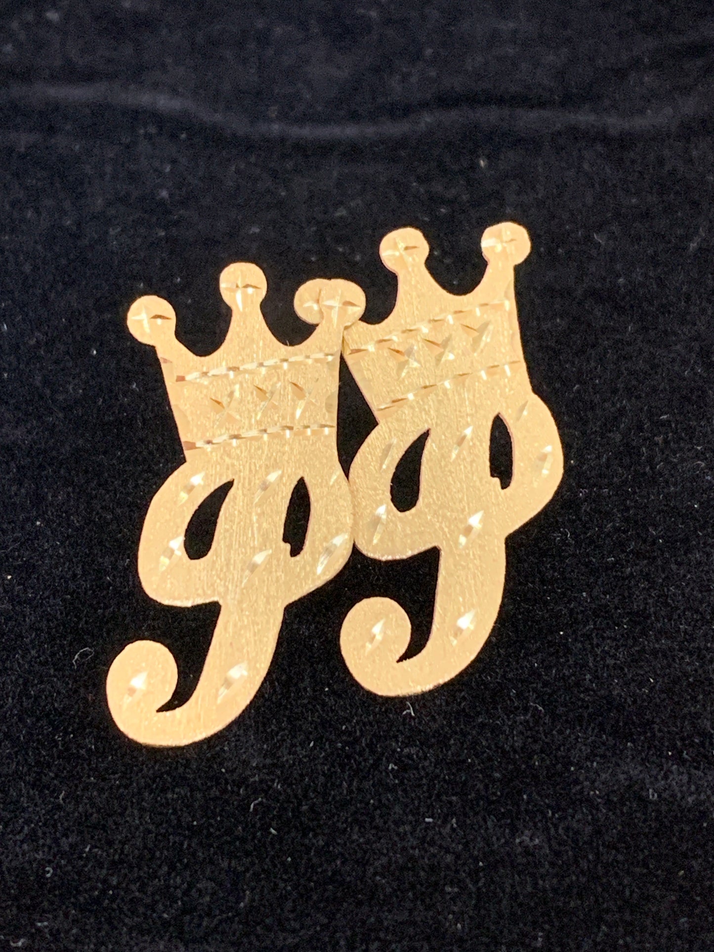10k custom P initial with crown earrings