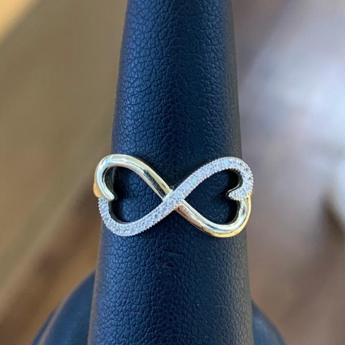 14k Gold Heart Infinity Ring, Love Heart Ring, Gold Heart Ring