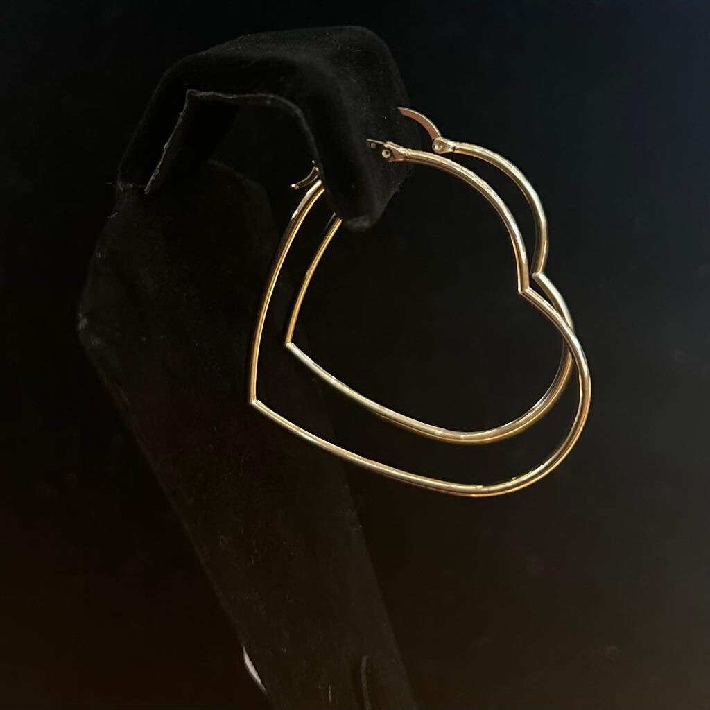 14k Gold Heart Hoops, Thin Gold Hoops, Big Gold Hoops, Hoop Earring, Women's Hoop Earring, 14k Gold, Clip on Style, Love Earrings