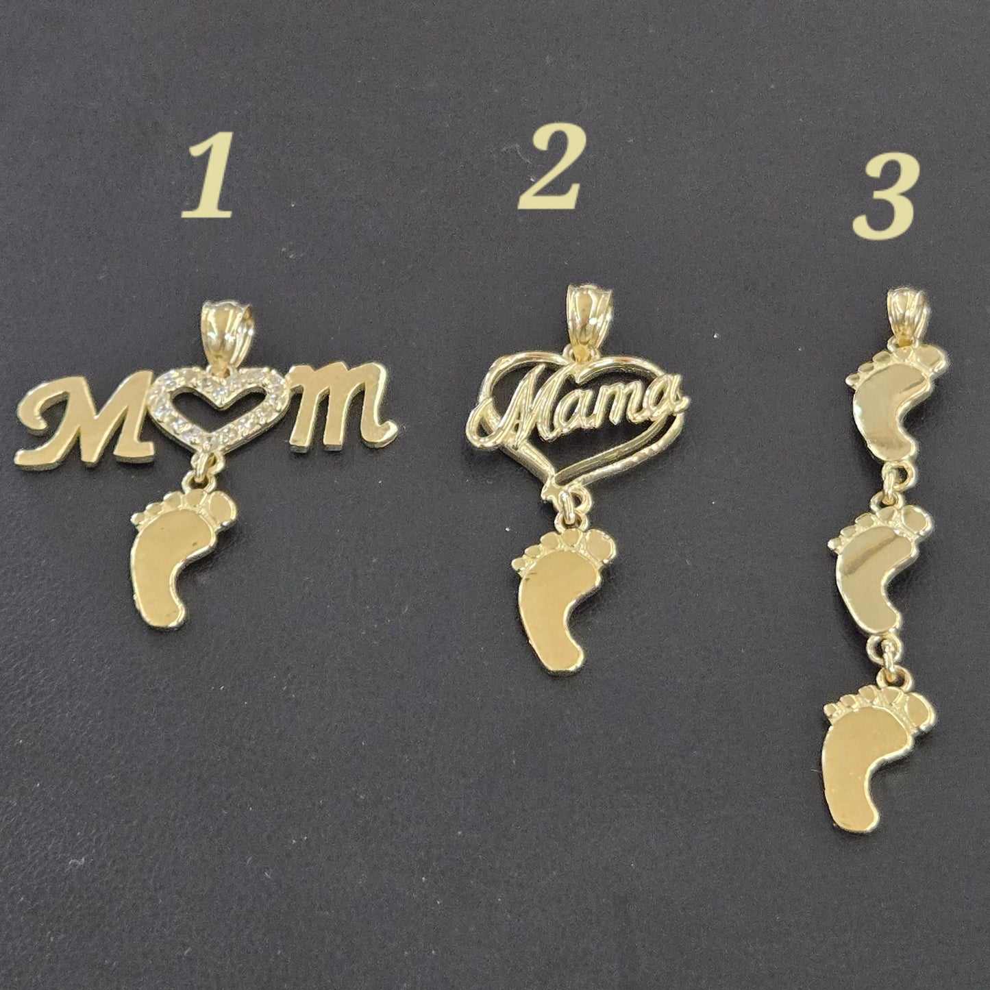 10k Gold Mom Pendant, Mom Heart Gold Charm, Dije de oro para Mama de Corazon, 10k Gold Baby Feet Charm,