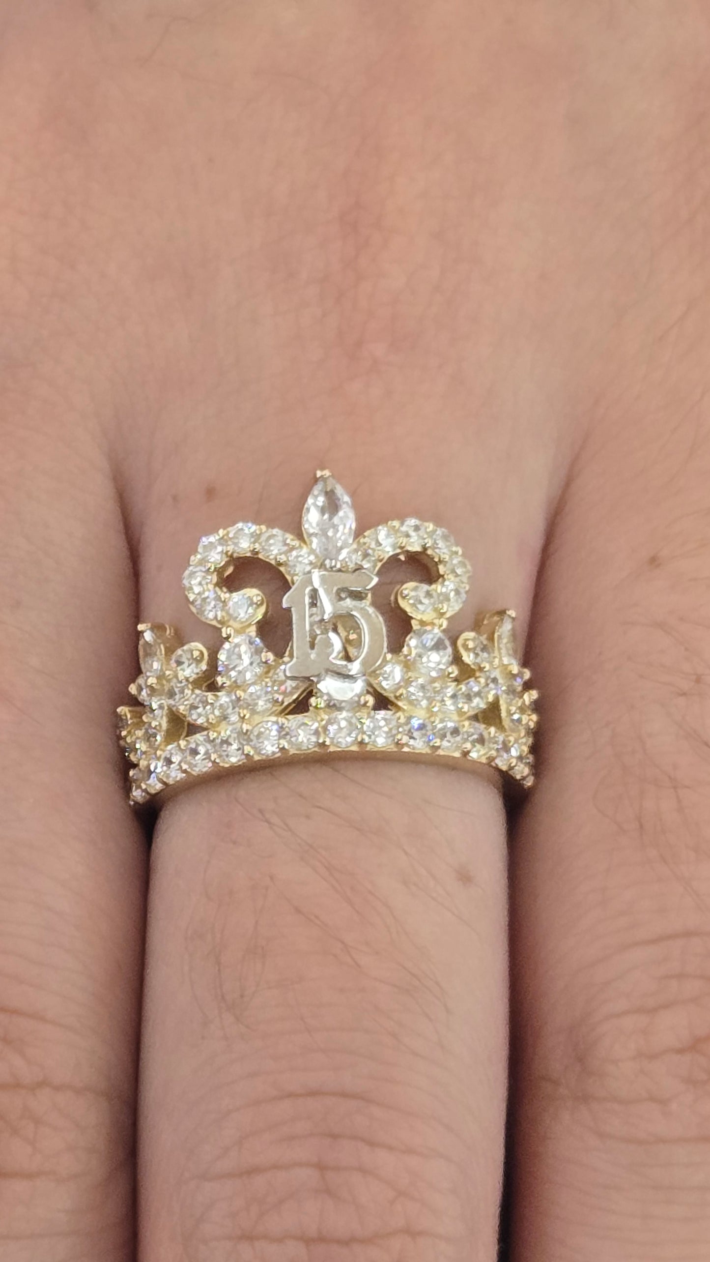 14k Quinceañera ring