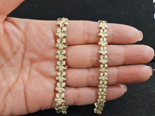 14k Gold Hibiscus Bracelet, Floral Bracelet, Gold Hibiscus flower Bracelet, Hibiscus Bracelet, Tri Color Hibiscus flower Bracelet, Bracelet, Gift Bracelet for Women