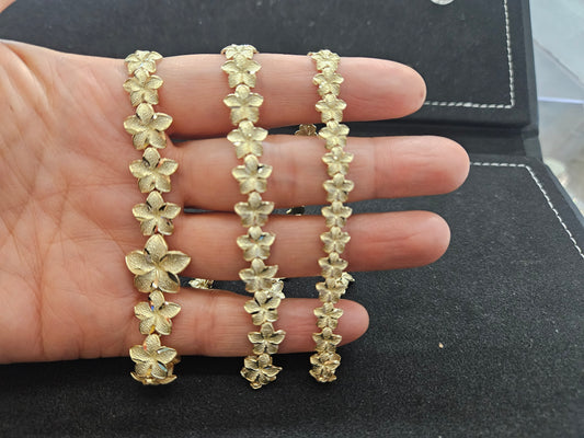 10k Gold  Hibiscus Bracelet, Gold Hibiscus flower Bracelet, Hibiscus Bracelet, Hibiscus flower Bracelet, Bracelet, Gift Bracelet for Women (Copy)