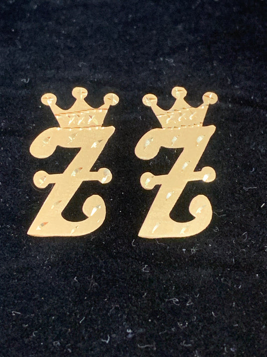 10k costume Z with crown earrings