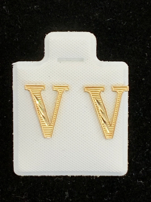 10k V initial earrings