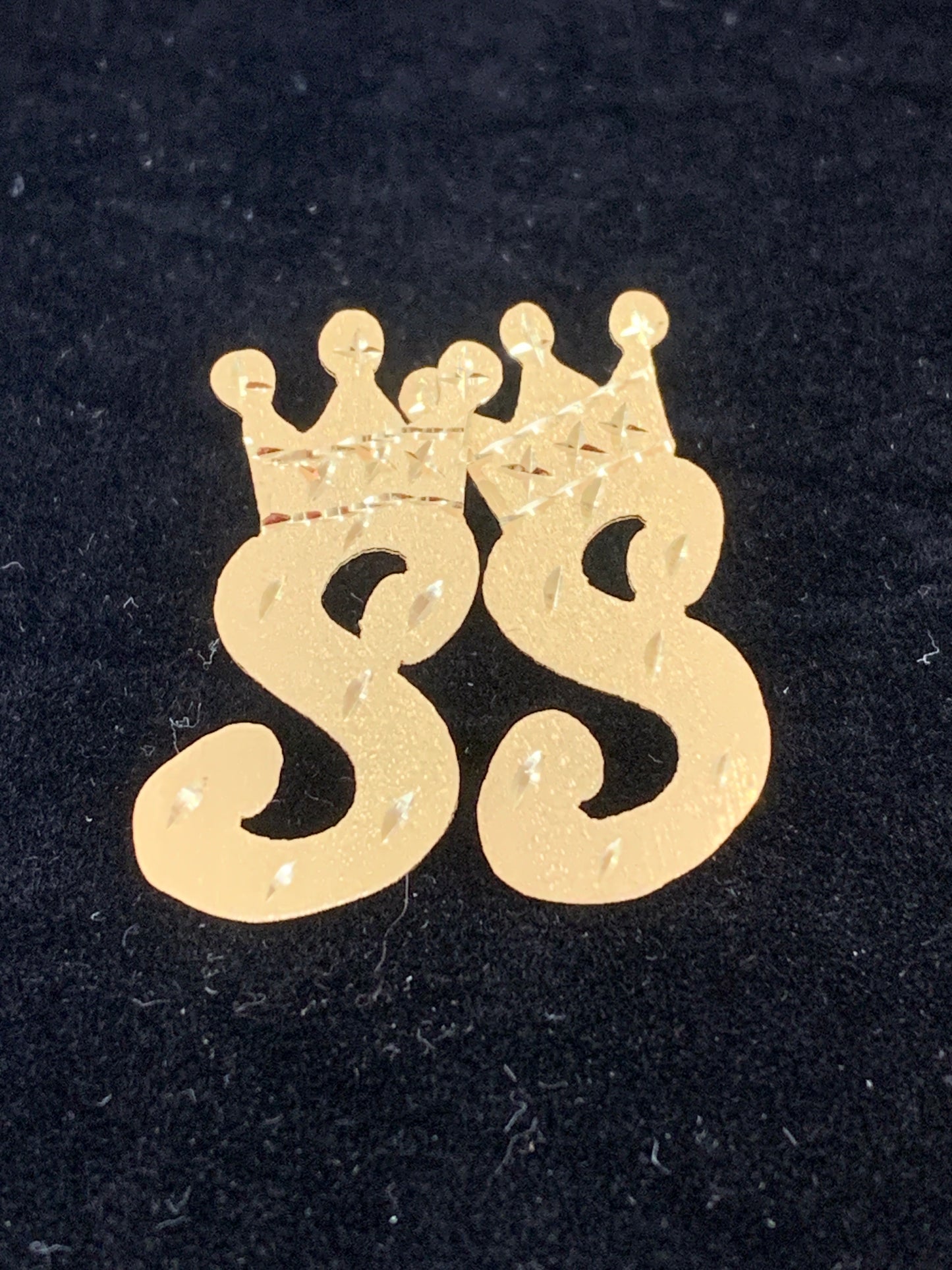 10k costume S with crown earrings