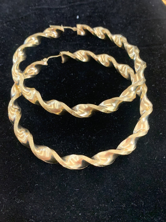 10k twisted hoops