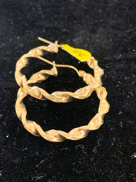 10k twisted hoops