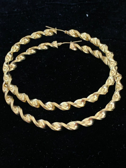 10k twisted hoops