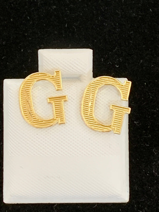 10k G initial earring