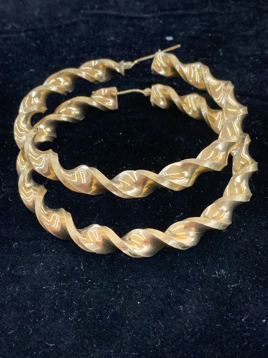 10k twisted hoops