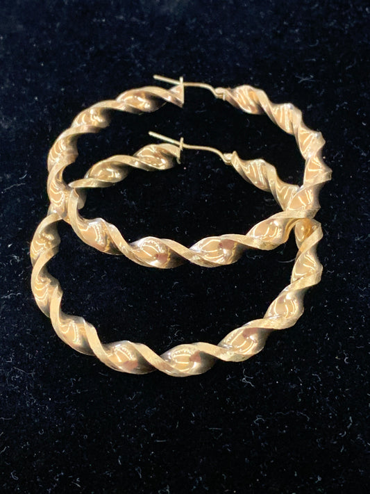 10k twisted hoops
