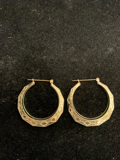 10k Gold Creole Hoops featuring an engraved hexagonal design, Small Hoops for Kids Girls, 10k Creole Medium Hoops for Women featuring an engraved hexagonal design , 10k Gold Creole Hoop Earrings featuring an engraved hexogonal design