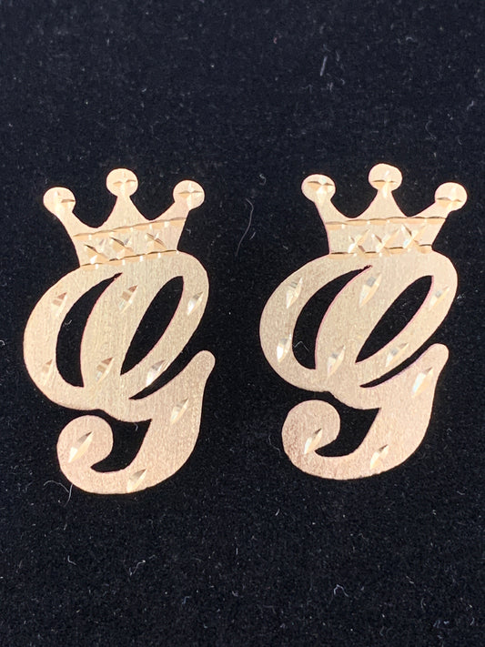 10k custom G initial with crown earrings
