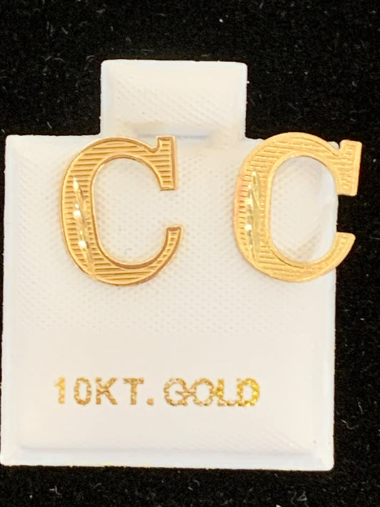 10k C initial earring