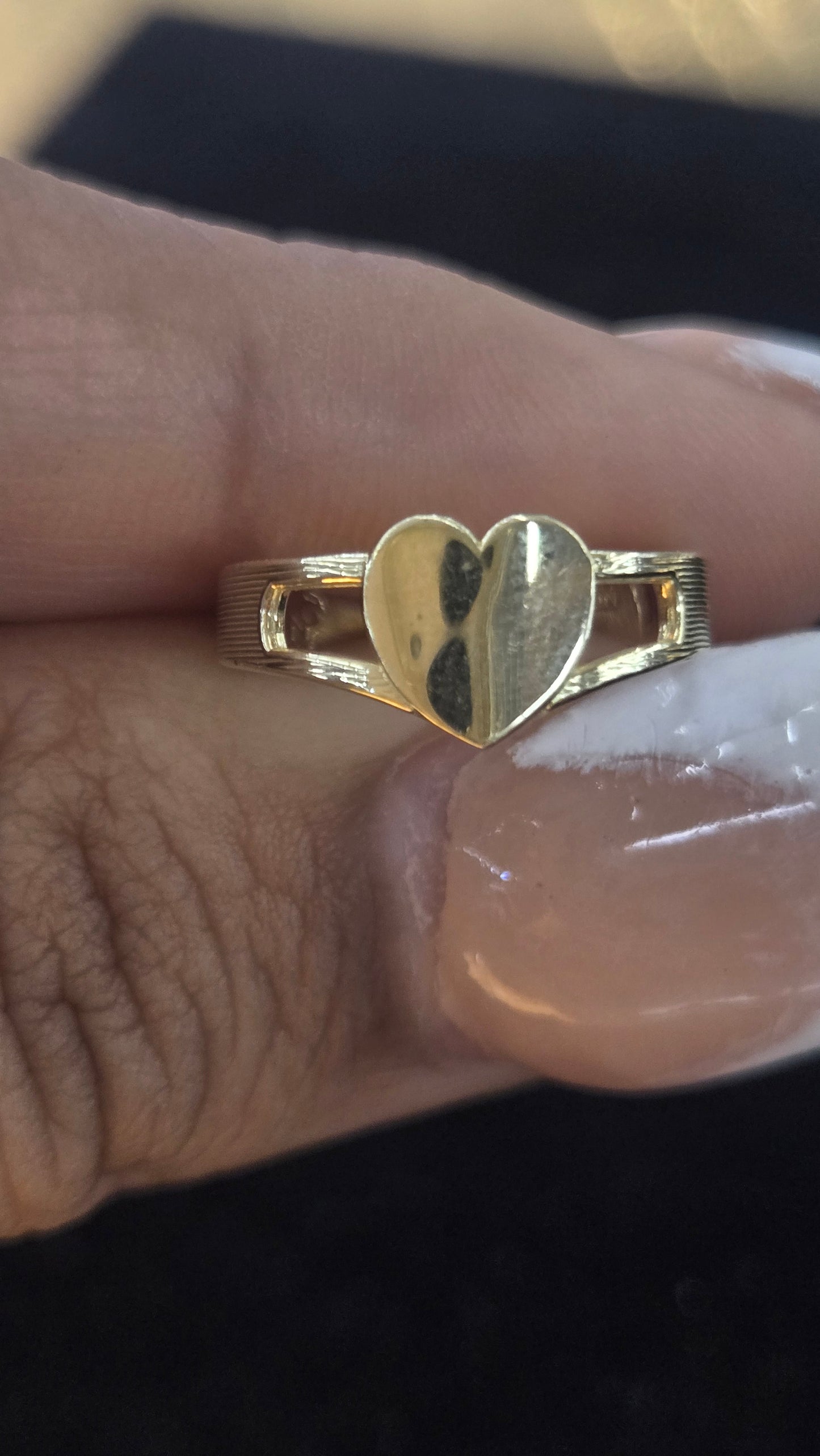 10k heart toe ring