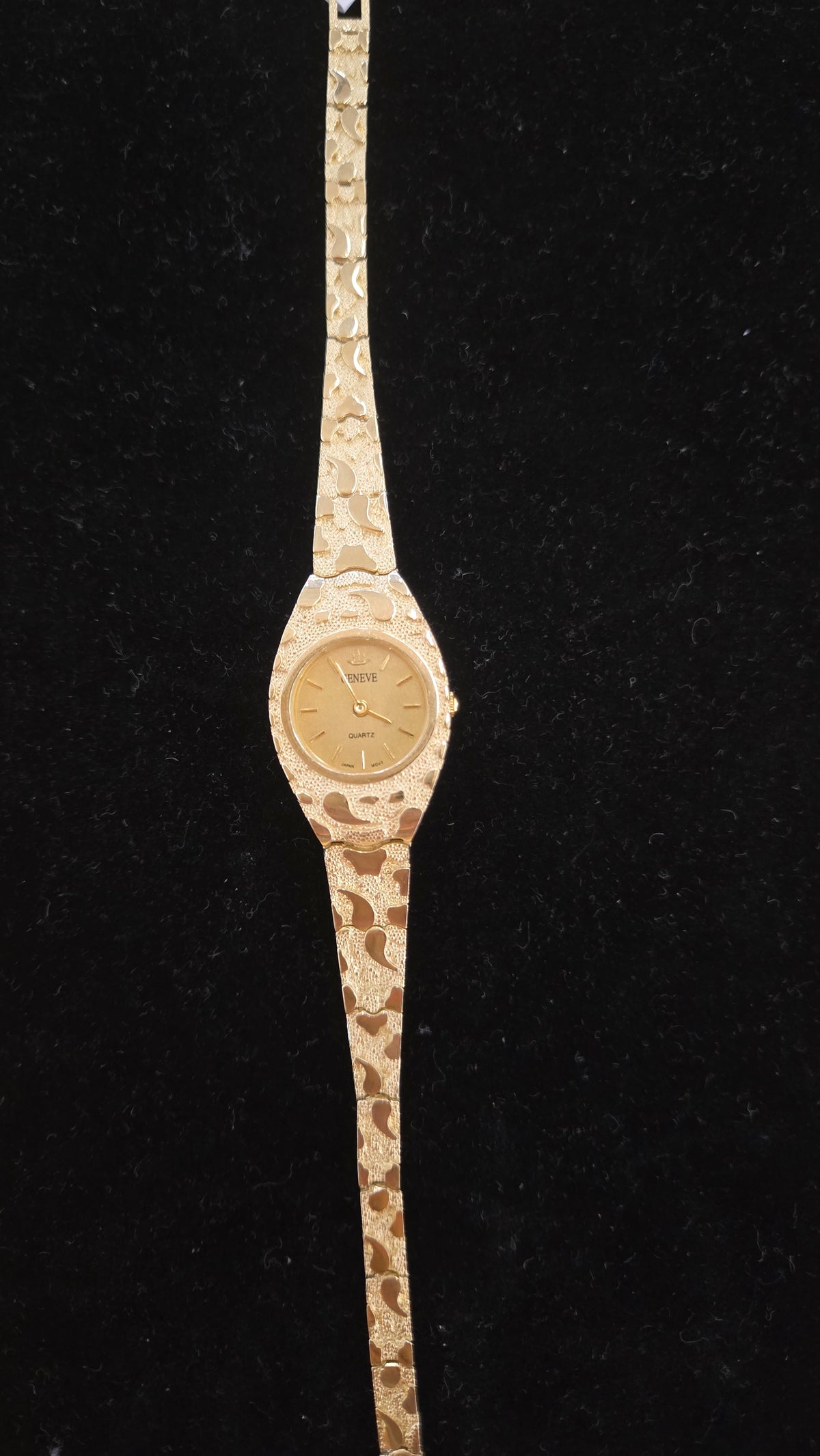 14k Nugget watch