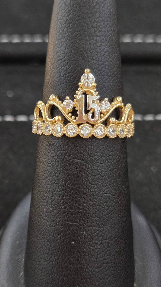 14k Quinceañera ring