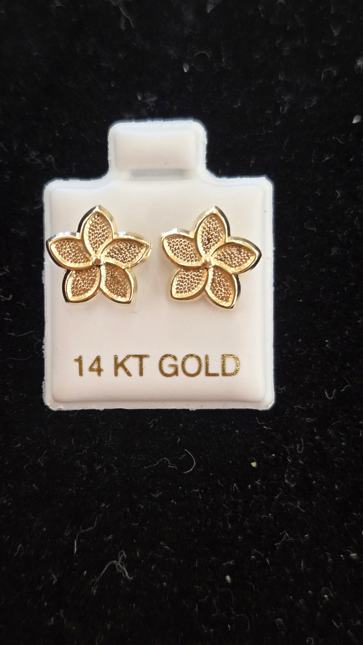 14k Hibiscus flower earrings